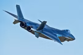 [ẢNH] Tiêm kích J-20B nâng cấp của Trung Quốc lộ điểm yếu chí tử tại Triển lãm Chu Hải