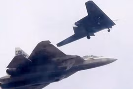 [ẢNH] Nga thừa nhận sự thật gây sốc về "song sát" Su-57 - Okhotnik