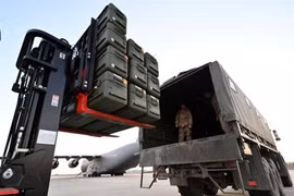 Ukraine có thêm loạt vũ khí tối tân sau khi được Mỹ dỡ bỏ phong tỏa 400 triệu USD viện trợ quân sự