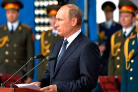 Vì sao sắc lệnh số 374 của Tổng thống Nga Putin khiến NATO lo sợ?