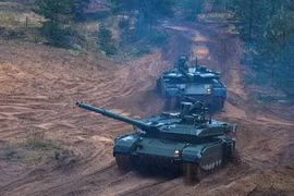 [ẢNH] T-90M Proryv-3 và T-14 Armata lần đầu "so tài", xe tăng nào sẽ chiến thắng?