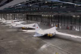Nga nhận 4 oanh tạc cơ Tu-160 vào năm 2025, nhưng không máy bay nào 'mới'