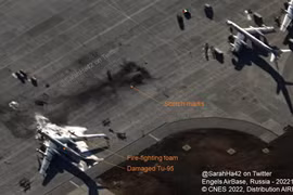 Không quân Nga lần đầu mất oanh tạc cơ chiến lược Tu-95 trong điều kiện chiến đấu