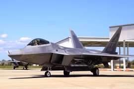 Tiêm kích F-22 không giúp Mỹ sửa chữa những sai lầm ở Trung Đông