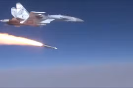 Tiêm kích Su-35S lập kỷ lục khi bắn hạ MiG-29 bằng tên lửa R-37M từ cự ly 213 km?