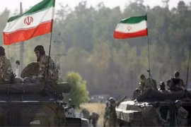 [ẢNH] Nghị sĩ Iran cảnh báo Azerbaijan việc ‘sẽ sáp nhập Nakhichevan và Karabakh'