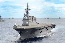[ẢNH] Tàu sân bay Nhật Bản phô diễn hỏa lực không thua kém Đô đốc Kuznetsov Nga
