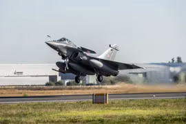 Đại sứ Pháp tiết lộ tiêm kích Rafale sắp gia nhập Không quân Ukraine