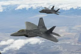 Mỹ đang 'tự hủy' tiêm kích F-22 và F-35 theo đúng mong muốn của Nga