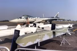Tiêm kích tàng hình Su-57 sản xuất loạt sẽ có thêm nhiều tính năng mới