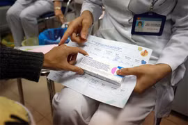 Ngày 9-6, Hà Nội tiếp tục tổ chức đăng ký tiêm vaccine Pentaxim 