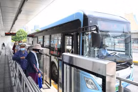 Thượng Hải khôi phục một phần giao thông công cộng 