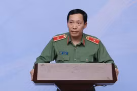 Thiếu tướng Lê Văn Tuyến, Thứ trưởng Bộ Công an phát biểu tại Hội nghị phát triển thị trường vốn an toàn, minh bạch, hiệu quả, bền vững nhằm ổn định kinh tế vĩ mô, bảo đảm các cân đối lớn của nền kinh tế
