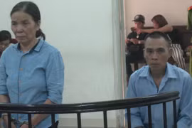 Đi ăn nhà mới, thợ hồ tranh thủ buôn ma túy