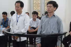 Nữ thẩm phán bức xúc vì cựu trưởng phòng tư pháp bất nhã trước tòa