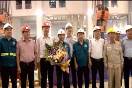 Thủy điện Lai Châu lắp đặt thành công rotor Tổ máy số 2 