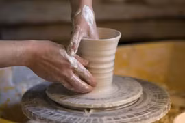 Bàn giải pháp đưa gốm sứ Bát Tràng ra thế giới