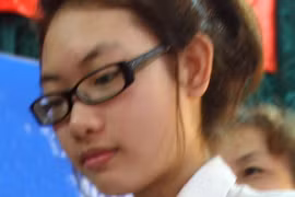  “Buồn nhưng không ủ rũ”