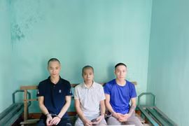 Xóa đường dây chuyên cung cấp 'hàng trắng' cho công nhân