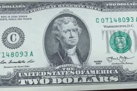Phá đường dây mua bán USD giả
