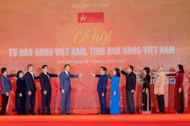Tinh hoa – Tự hào hàng Việt Nam