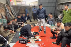 Phá ổ bạc 'khủng' vùng ven Hà Nội 