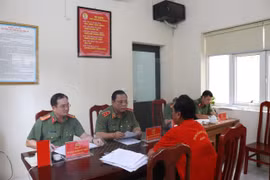 Giám đốc Công an thành phố Hà Nội tiếp công dân định kỳ
