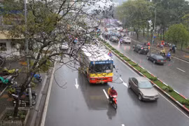 Lấy lại hình ảnh đẹp cho đường Nguyễn Chí Thanh