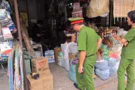 “Choáng” với nước tương giả nhãn hiệu Kikkoman 