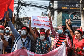 Cuộc biểu tình của hàng chục nghìn người Myanmar bước sang ngày thứ 2