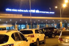 [Tin nhanh tối 28-7-2021] Khởi tố Giám đốc, Phó giám đốc sân bay Phú Bài