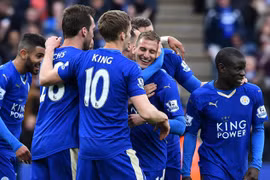 Tại sao "ngựa ô" Leicester chưa thể lên ngôi ở Old Trafford?