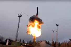 [ẢNH] Nga thông báo sẽ sớm bắt đầu các cuộc bay thử ICBM RS-28 Sarmat