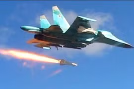 [ẢNH]: Chiến đấu cơ Nga dội bom ác liệt dọc biên giới Syria-Thổ Nhĩ Kỳ