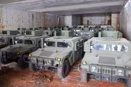 Mỹ gửi một lượng lớn xe bọc thép cho Ukraine để tham chiến ở Donbass?