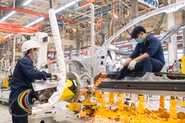 UOB nâng mạnh dự báo tăng trưởng kinh tế của Việt Nam