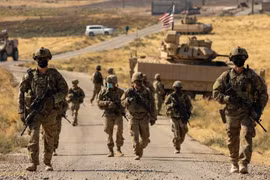 Căn cứ quân sự Mỹ ở Syria bị tấn công tên lửa