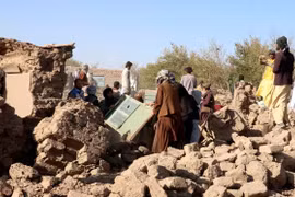 Thảm kịch động đất ở Afghanistan: Taliban kêu gọi cộng đồng quốc tế hỗ trợ