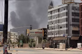 Binh biến tại Sudan: Đại sứ EU bị hành hung, Liên hợp quốc sơ tán nhân viên