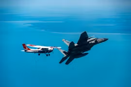Chiến đấu cơ F-16 Mỹ chặn máy bay khả nghi gần câu lạc bộ golf của Tổng thống Trump