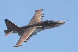 Xác định máy bay Su-25 của Ukraine bay sát máy bay MH17 ?