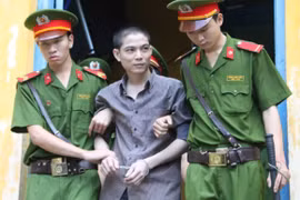 Tử hình kẻ giết bạn tình đồng tính, chặt xác phi tang