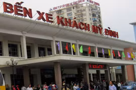 Xe khách tuyến Hà Nội - Thái Nguyên chuyển về Mỹ Đình 