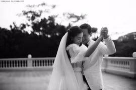 Mời Kim Lý làm việc cùng, Hồ Ngọc Hà tiết lộ vẫn trả tiền sòng phẳng