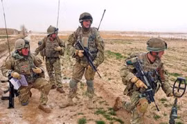 Anh điều hàng trăm binh lính tới huấn luyện quân đội Iraq