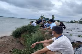 Từ hàng loạt vụ mẹ ôm con tự tử: Xin đừng tước đi mạng sống của những đứa trẻ vô tội