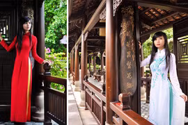 Người mẫu Xuân Thuỳ: Áo dài cho lễ Vu lan như món quà tặng mẹ