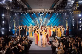 Miss Grand Vietnam với nỗ lực quảng bá văn hóa dân tộc
