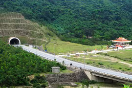 Dạo bước Hoành Sơn