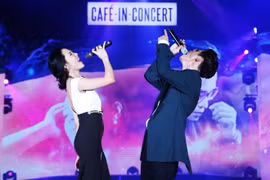 Fan đứng ngồi không yên khi Hà Anh Tuấn – Phương Linh song ca "Bốn chữ lắm"